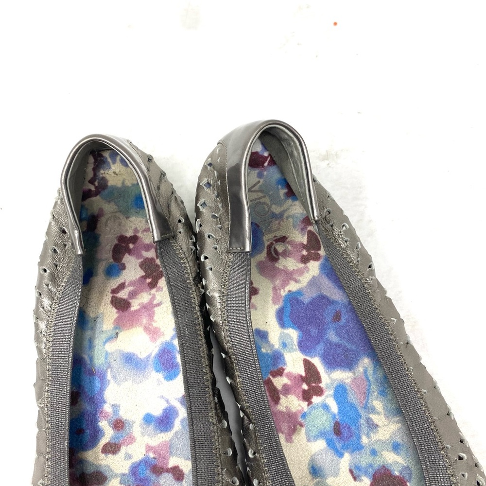 Vionic Flats - Picture 7 of 7